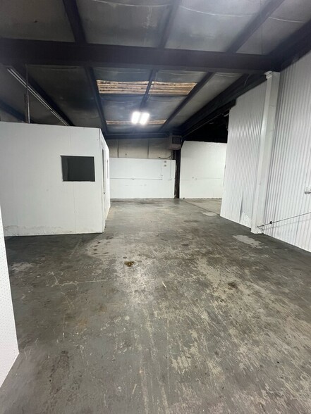 More Photos Of 4414 Highway 25, Montevallo Warehouse For Lease