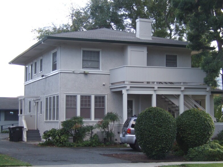 More Photos Of 2080 East St, Concord Office For Sale