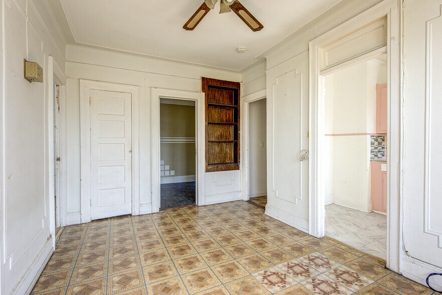 More Photos Of 1701 Gates Ave, Ridgewood Apartments For Sale