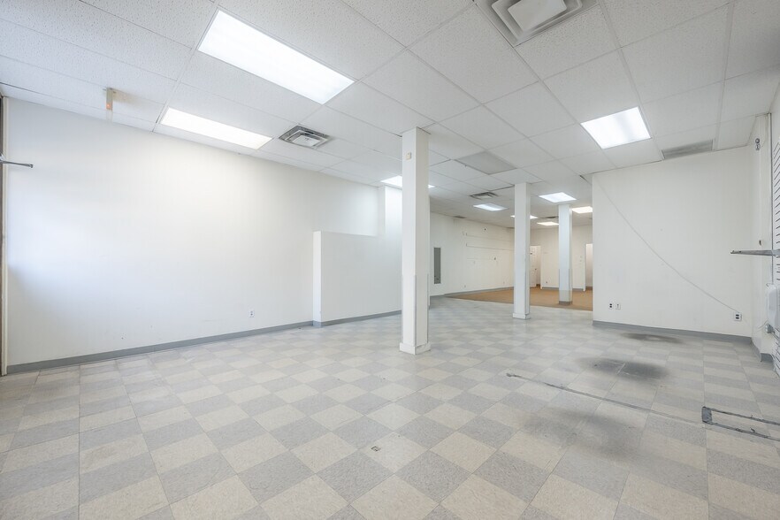 More Photos Of 38-31 Crescent St, Long Island City Warehouse For Lease