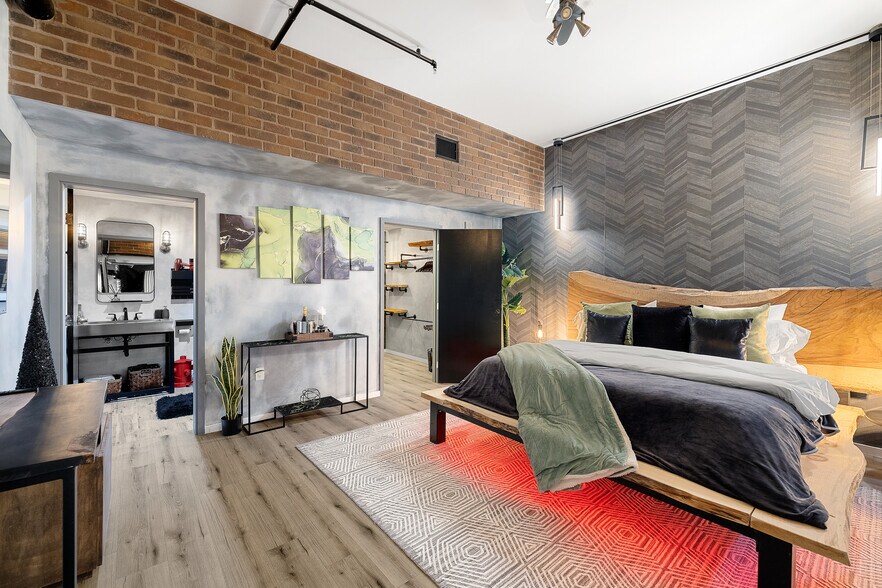 More Photos Of 302-390 11th Ave, San Diego Apartments For Sale