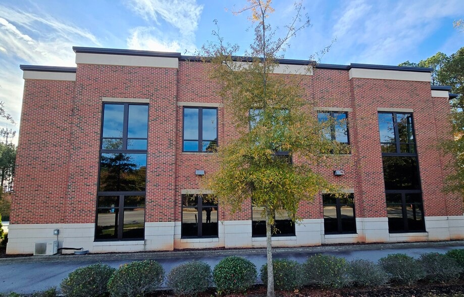 More Photos Of 701 Mutual Ct, Raleigh Office For Sale