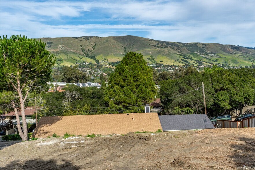 More Photos Of 3291 Rockview Pl, San Luis Obispo Apartments For Sale