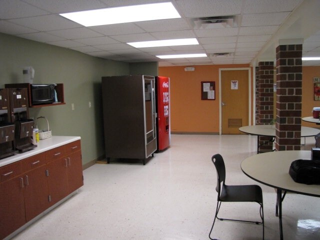 More Photos Of 2738 Underwood Rd NE, Dalton Daycare Center For Sale