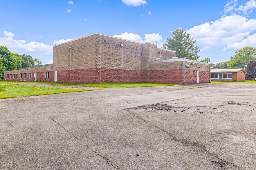 More Photos Of 2050 NYS Route 49 S Highway, Blossvale Apartments For Sale