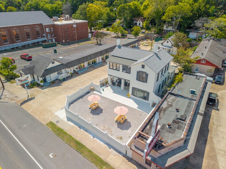 Primary Photo Of 741 Park Ave, Hot Springs Hotel For Sale