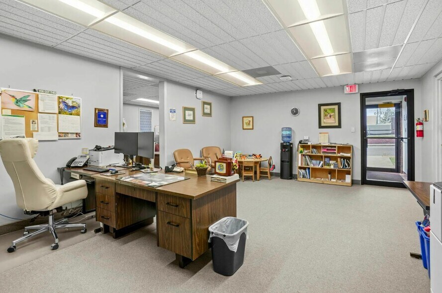 More Photos Of 41670 Courthouse Dr, Leonardtown Office For Sale