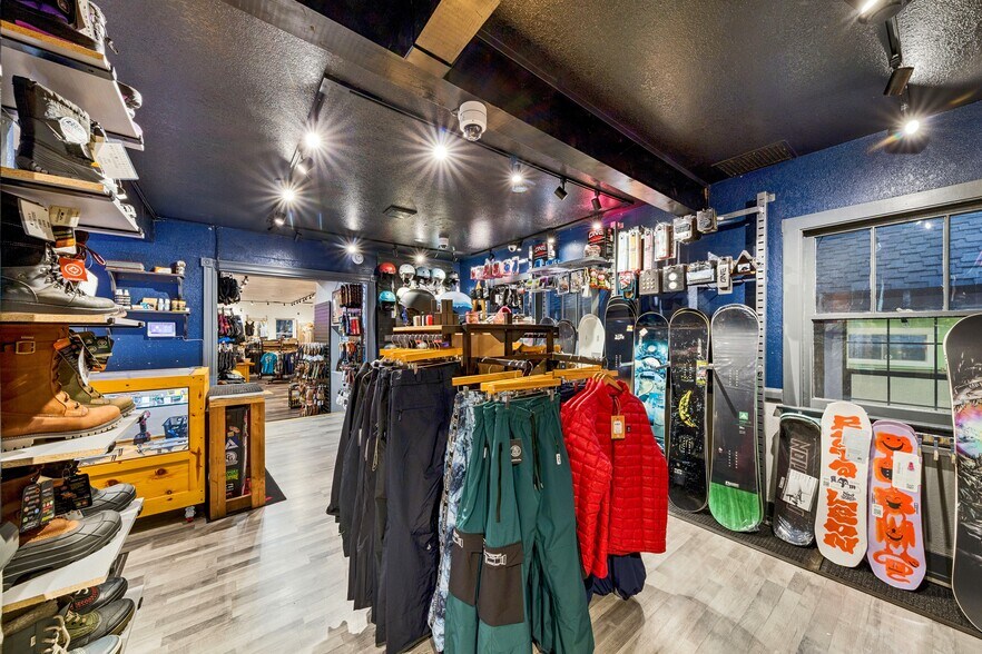 More Photos Of 3542 Lake Tahoe Blvd, South Lake Tahoe Restaurant For Sale