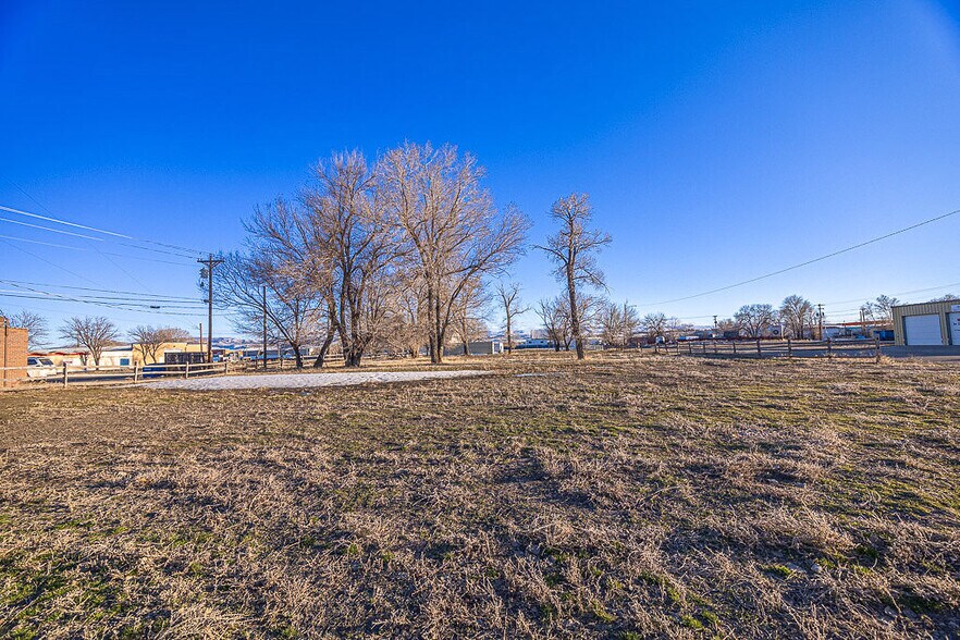 More Photos Of 353 Breeze St, Craig Land For Sale