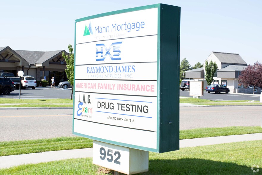 More Photos Of 952 Chambers St, Ogden Office For Sale