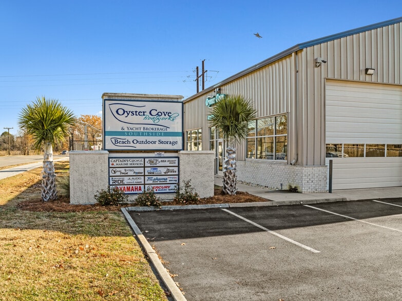 More Photos Of 1309 Virginia Beach Blvd, Virginia Beach Service For Sale