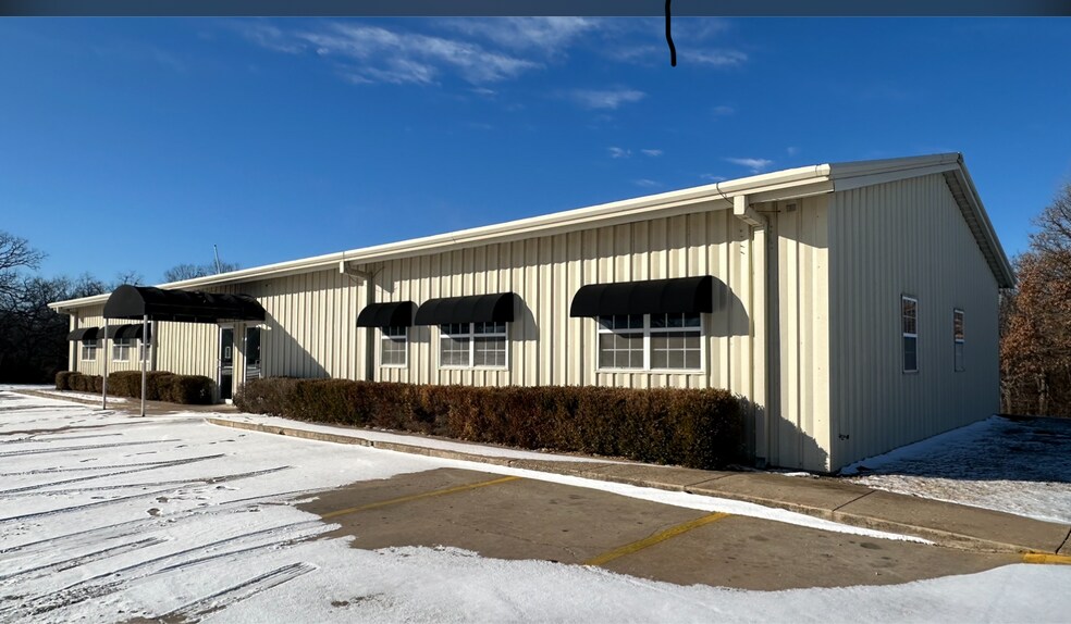 More Photos Of 524 S Dawson St, Meeker General Retail For Sale