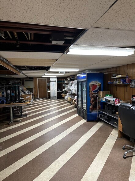 More Photos Of 233 Main St, Nashua Restaurant For Lease