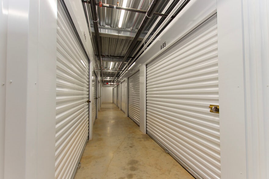 More Photos Of 11017 County Line, Madison Self Storage For Sale