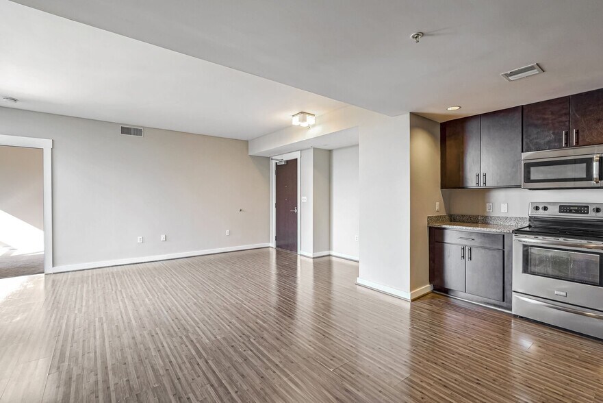 More Photos Of 1825 7th St NW, Washington Apartments For Lease