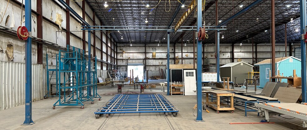 Primary Photo Of 706 James Hargrove St, Greenwood Manufacturing For Lease