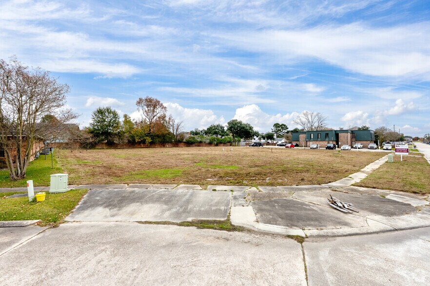 More Photos Of 3837 Plaza Tower Dr, Baton Rouge Land For Sale