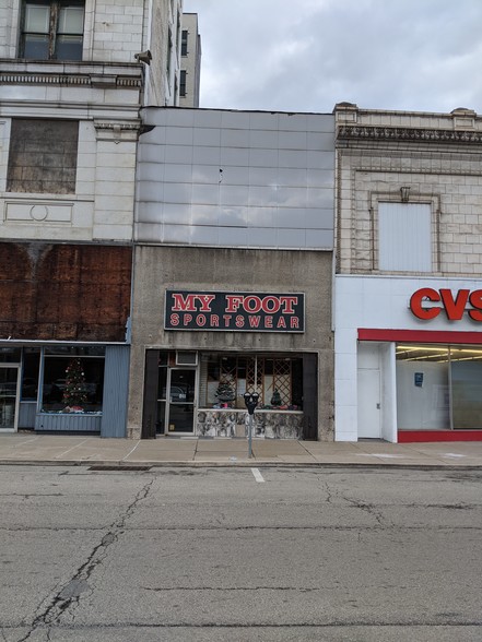 Primary Photo Of 309 Fifth Ave, Mckeesport Storefront For Lease