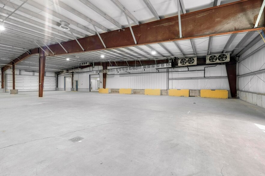 More Photos Of 4074 N 2000 E, Filer Warehouse For Sale
