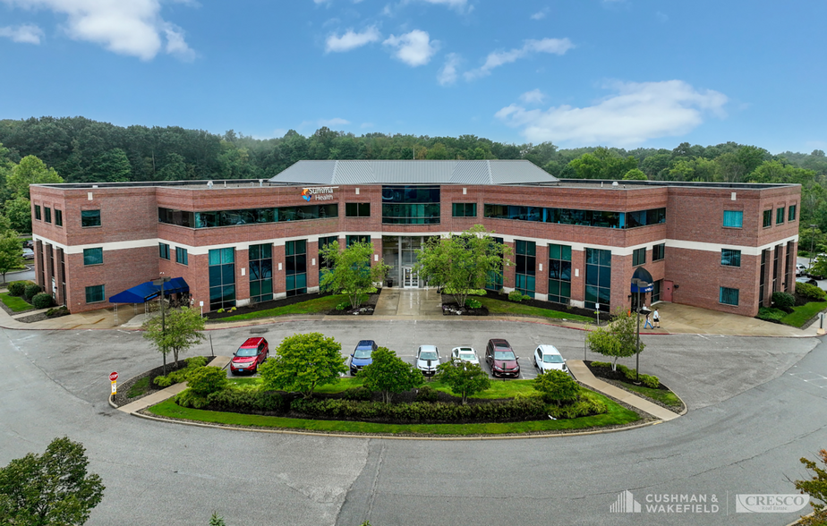 Primary Photo Of 5655 Hudson Dr, Hudson Medical For Lease