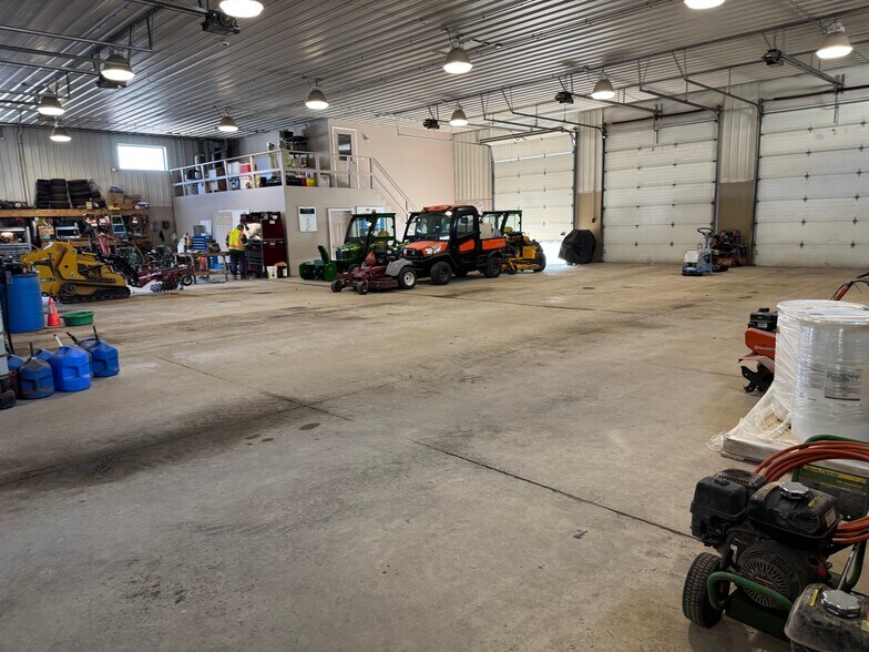 More Photos Of 2128 Gould Ct, Rockdale Warehouse For Sale