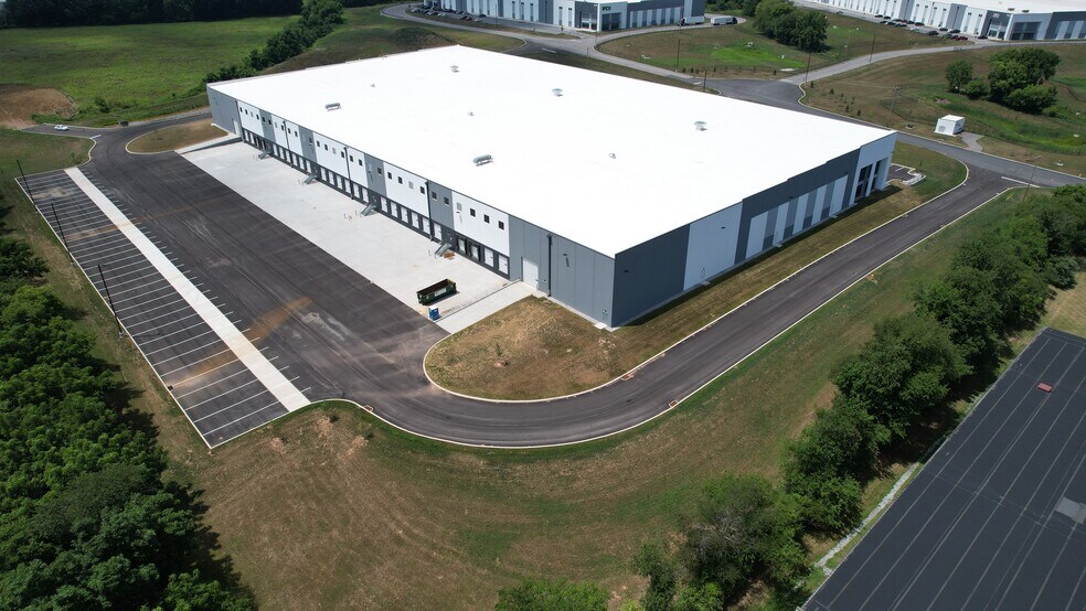 More Photos Of 222 Morgan Ln, York Warehouse For Sale