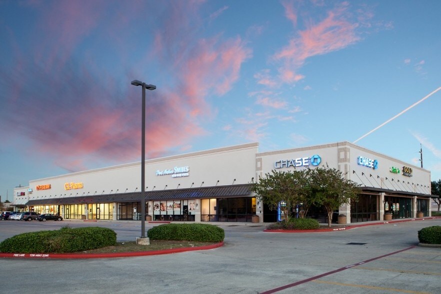 Primary Photo Of 4997 N Twin City Hwy, Port Arthur General Retail For Lease