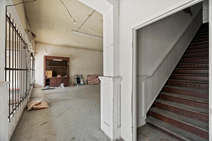 More Photos Of 163 W Main St, Timmonsville General Retail For Sale