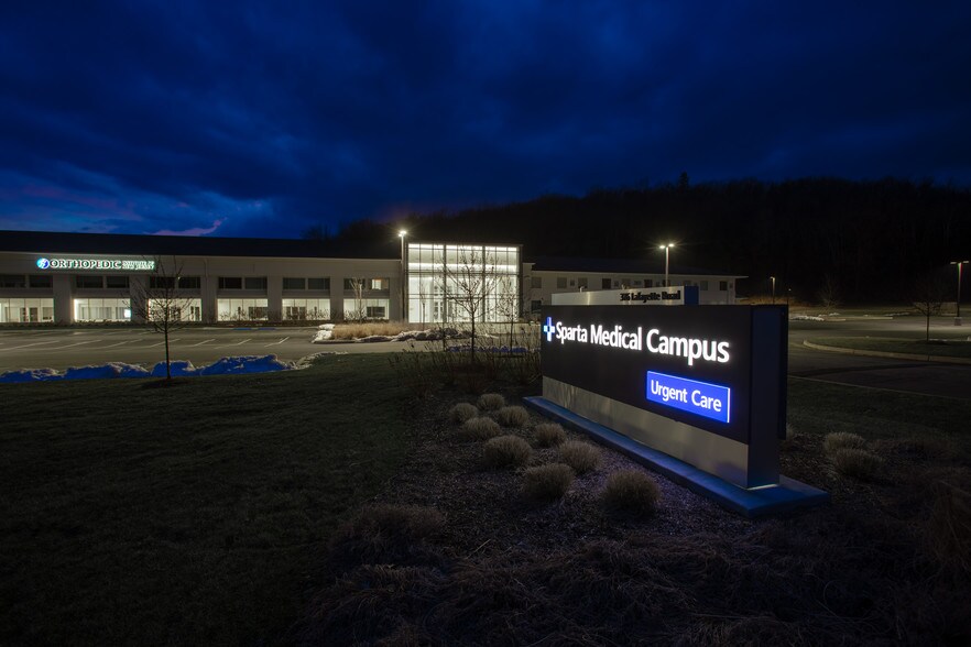 More Photos Of 376 Lafayette Ave, Sparta Medical For Lease