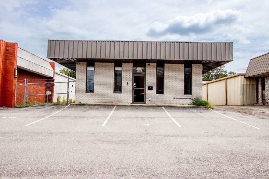 More Photos Of 1049 Sunset Blvd, West Columbia Light Manufacturing For Sale