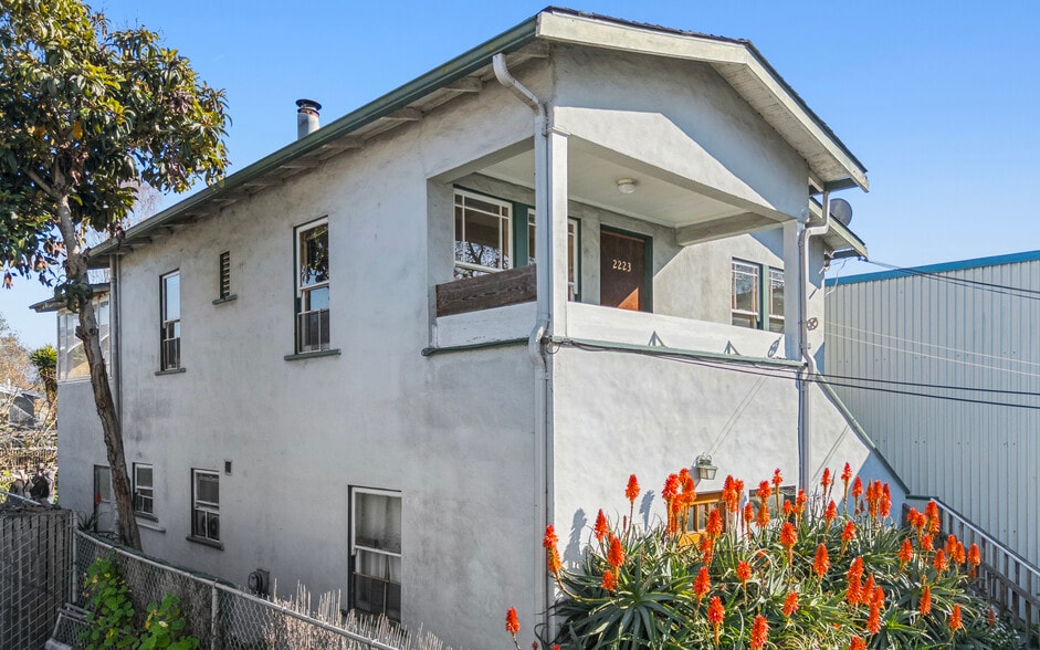 More Photos Of 2223 San Pablo Ave, Berkeley Apartments For Sale