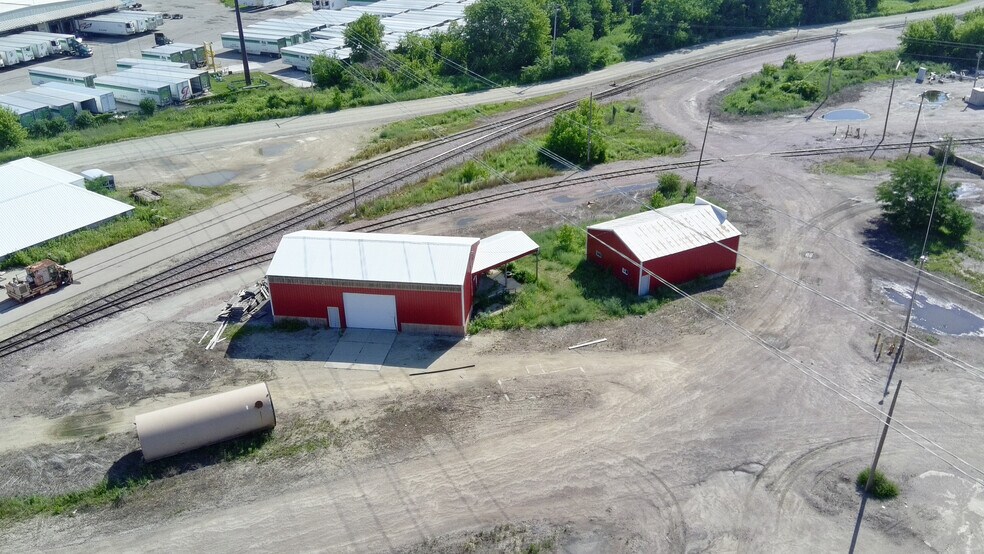 More Photos Of 1903 Beloit Ave, Janesville Industrial For Lease