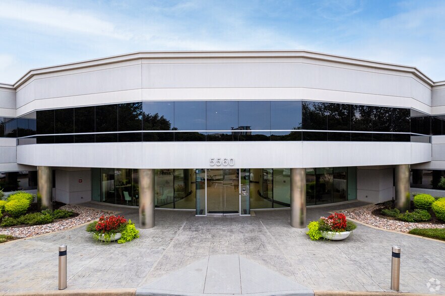 More Photos Of 5560 Tennyson Pky, Plano Office For Sale