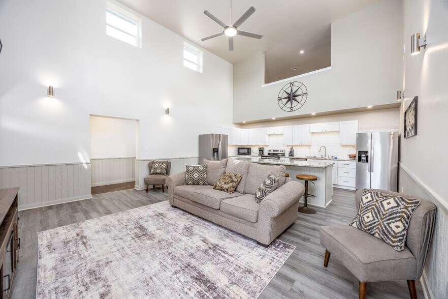 More Photos Of 12625 Sandpiper Rd, Thackerville Specialty For Sale