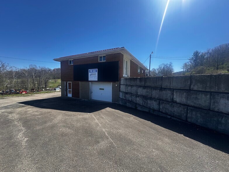 More Photos Of 3138 Mount Morris Rd, Waynesburg Office For Sale