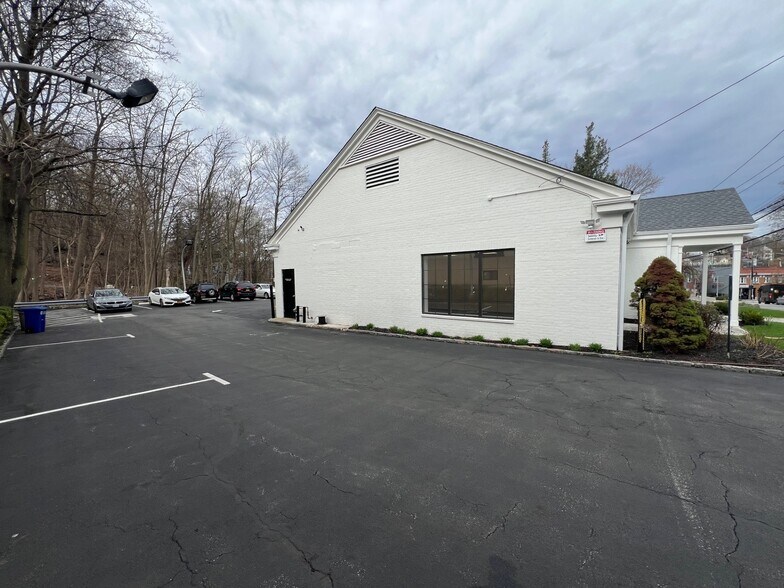 More Photos Of 500 Ashford Ave, Ardsley General Retail For Sale