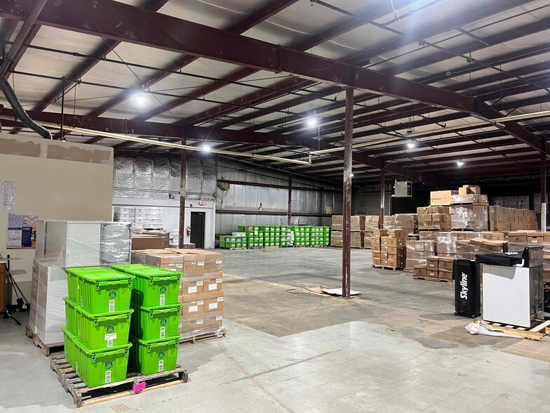 More Photos Of 1005 33rd Ave SW, Cedar Rapids Warehouse For Lease