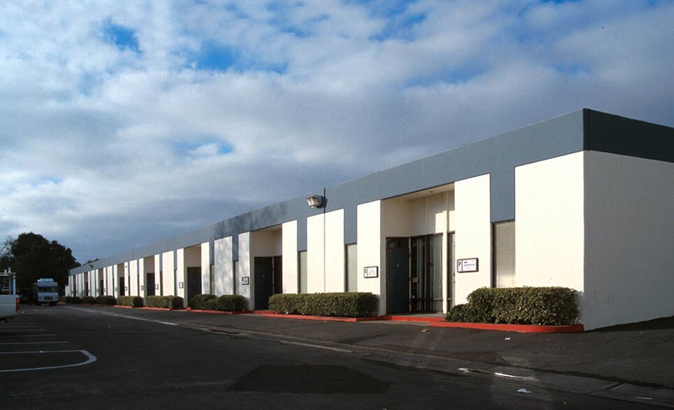More Photos Of 4888 Ronson Ct, San Diego Manufacturing For Lease