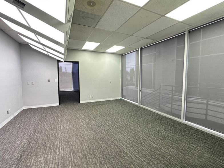 More Photos Of 1166 W Garvey Ave, Monterey Park Flex For Lease