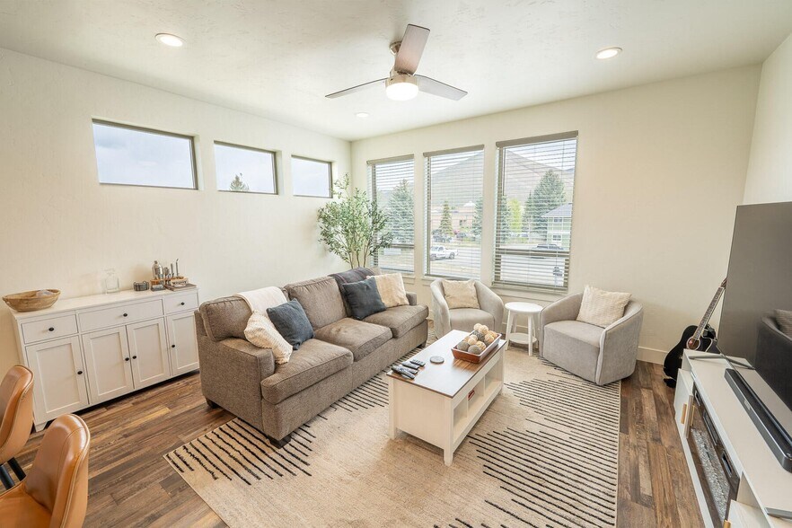 More Photos Of , Hailey Multifamily For Sale