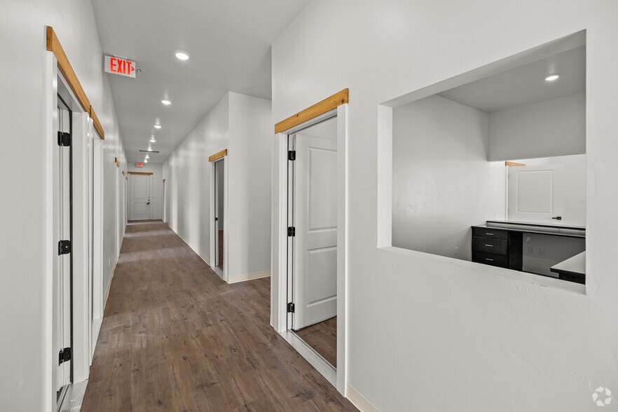 More Photos Of 3204 140th St, Lubbock Medical For Lease