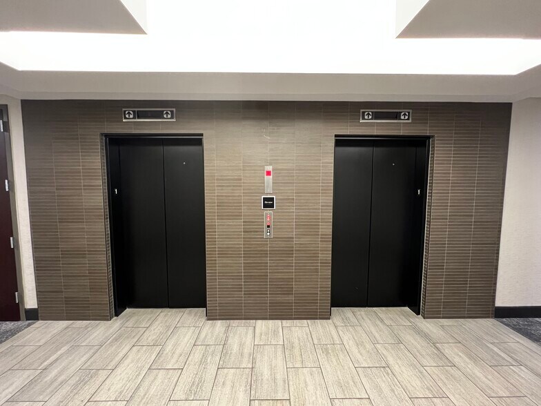 More Photos Of 115 East Park Dr, Brentwood Office For Lease