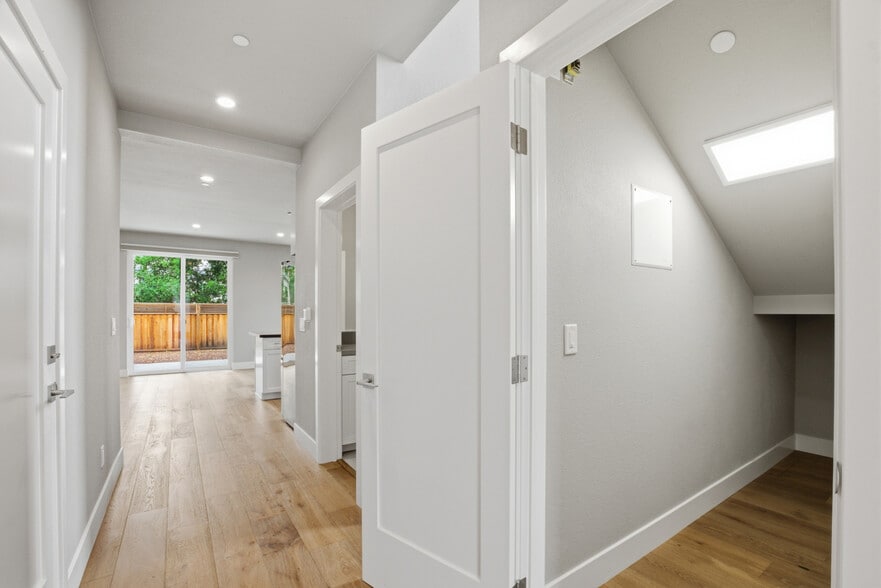 More Photos Of 47-49 Ursuline Rd, Santa Rosa Apartments For Sale