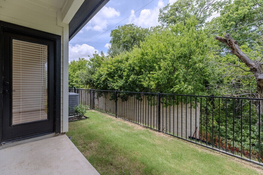 More Photos Of , Round Rock Multifamily For Sale