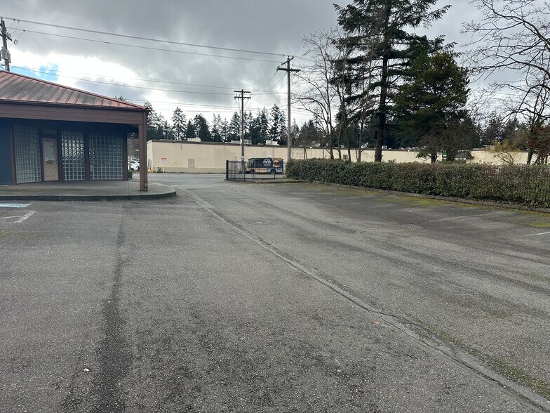 More Photos Of 14818 Pacific Ave S, Tacoma Medical For Sale