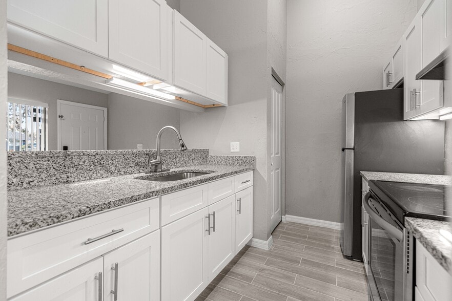 More Photos Of 4151 SE 22nd Ave, Ocala Apartments For Sale