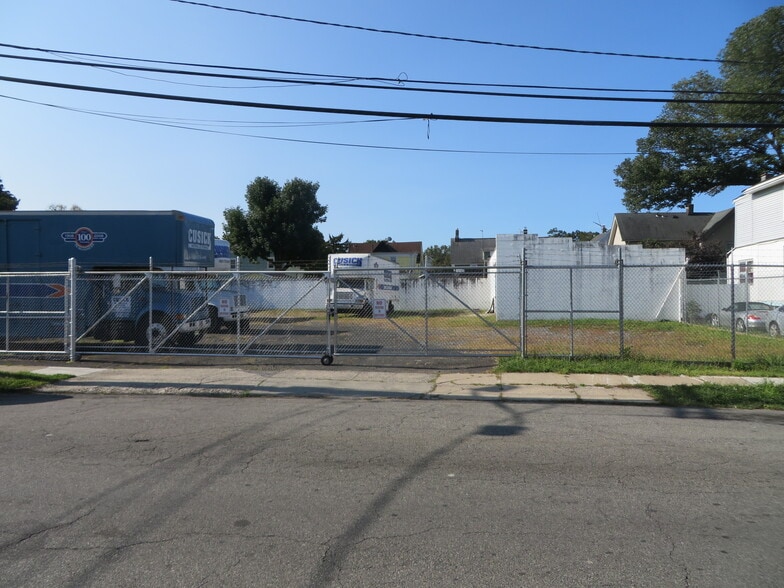 More Photos Of 13-23 Steiner Pl, North Plainfield Warehouse For Sale