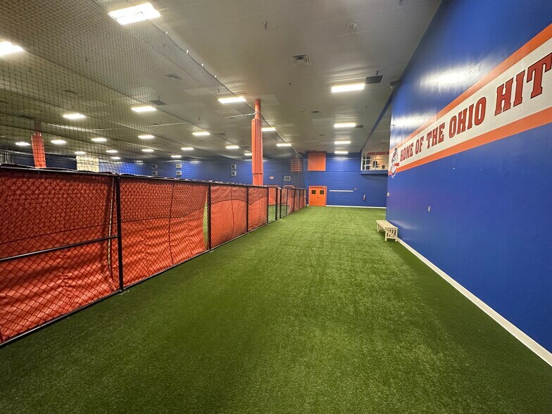 More Photos Of 7007 Discovery Blvd, Dublin Office For Sale