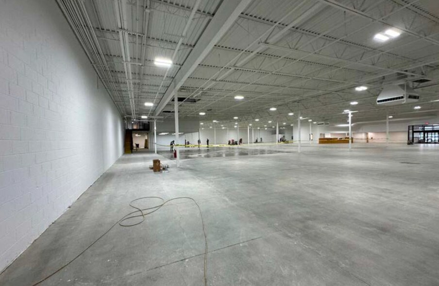 More Photos Of 6401 Colerain Ave, Cincinnati Supermarket For Sale