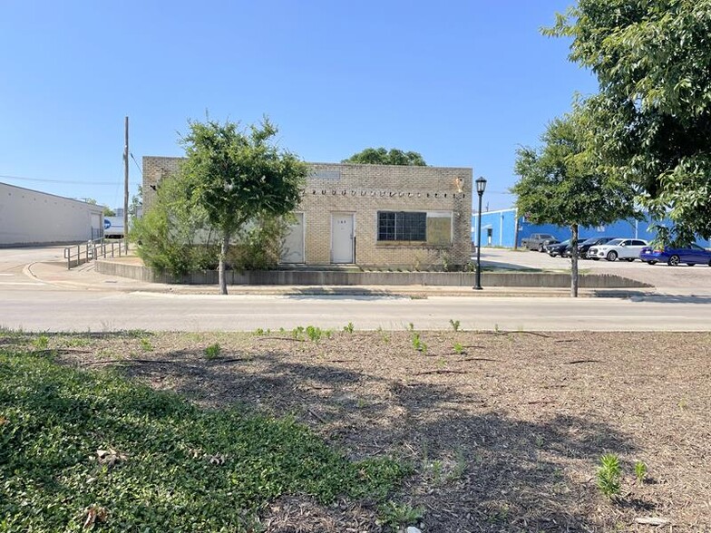 Primary Photo Of 162 W Rosedale St, Fort Worth Land For Sale